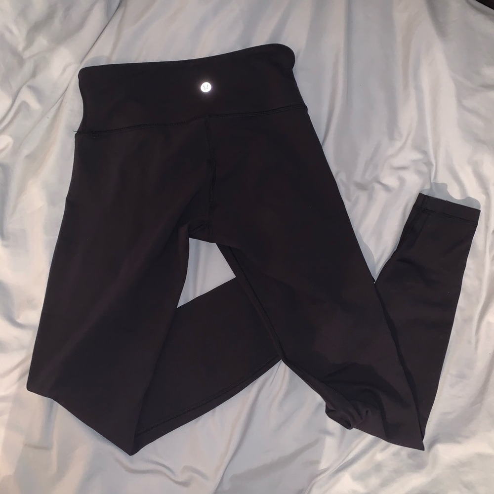 Lululemon size 4